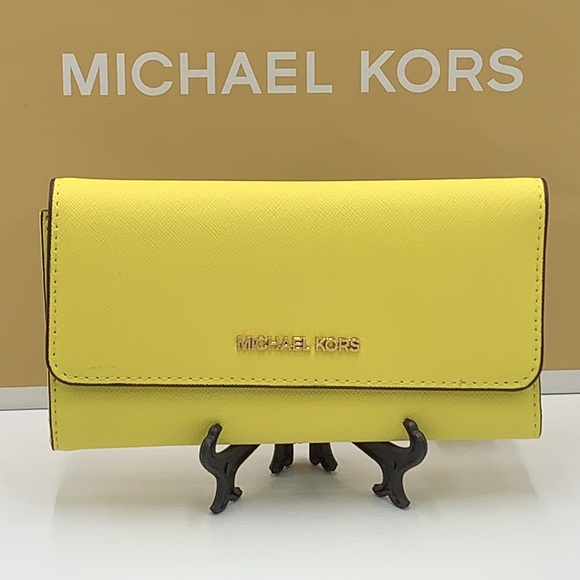 MICHAEL KORS JET SET TRAVEL LARGE TRIFOLD WALLET SUNSHINE COLOR - Picture 2 of 14